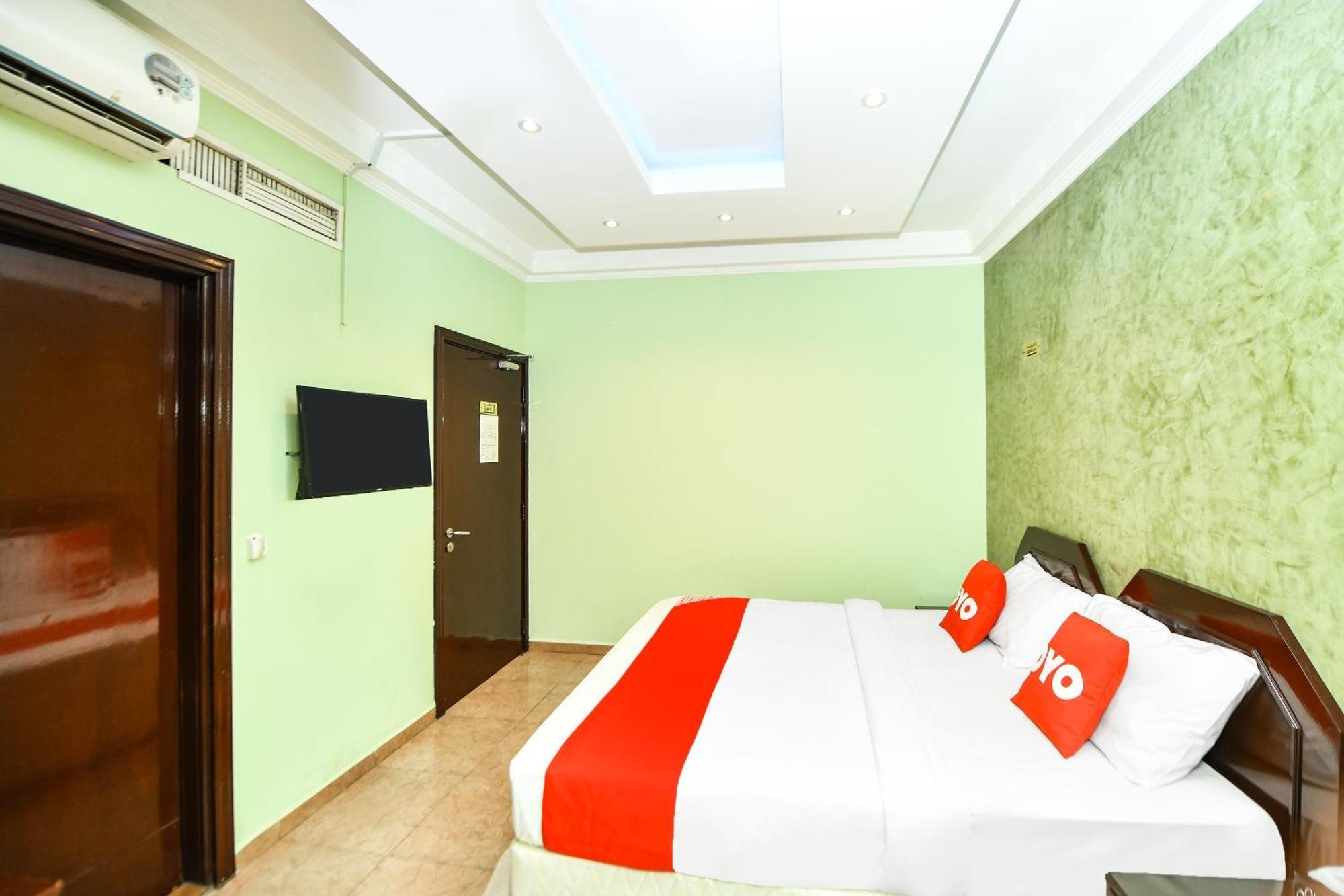 Oyo 137 Marina Hotel Mascate Extérieur photo