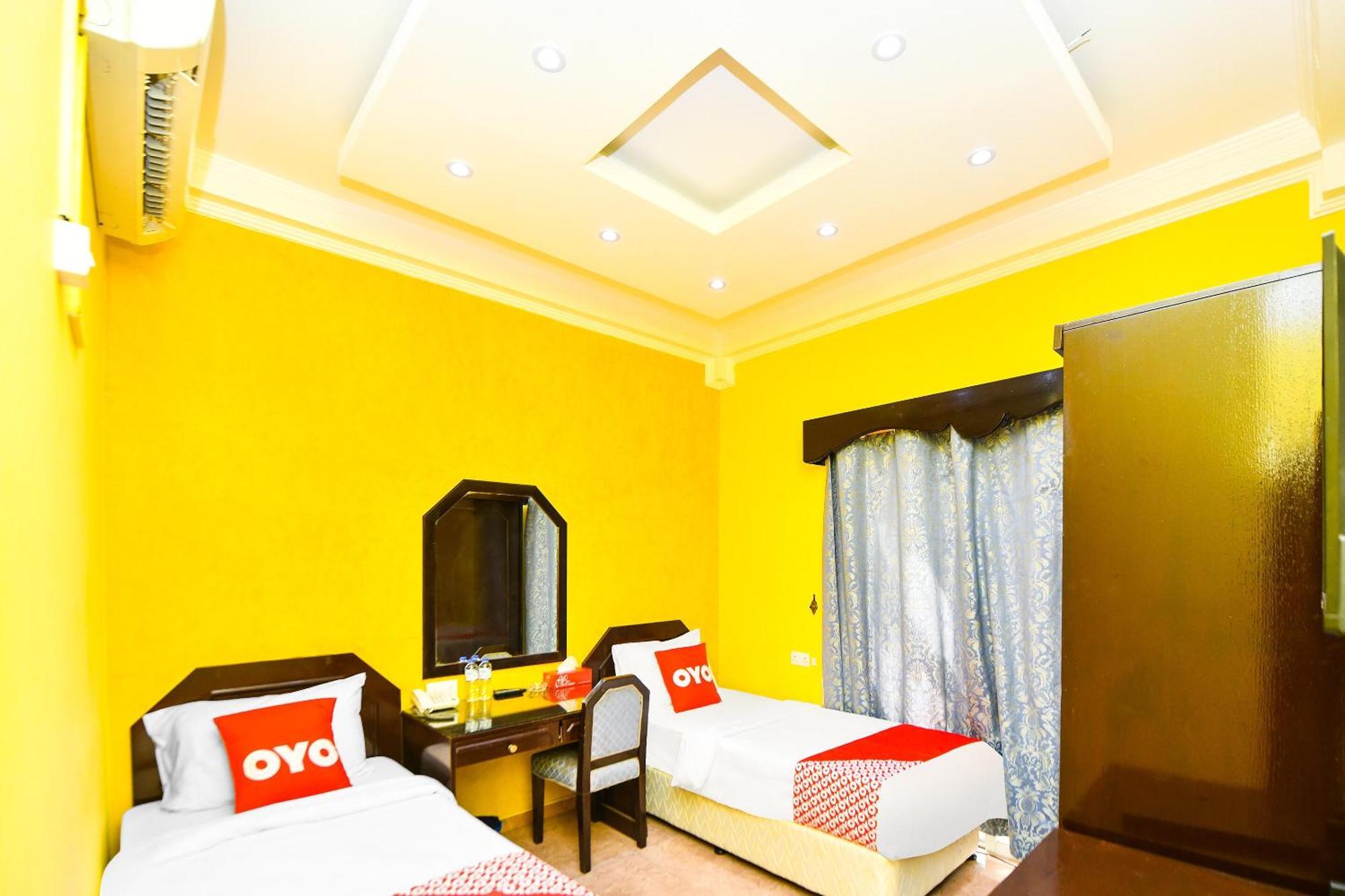 Oyo 137 Marina Hotel Mascate Extérieur photo